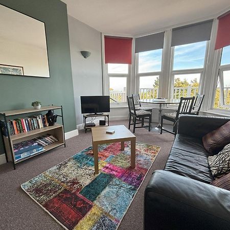 Seabreeze Apartment Eastbourne Eksteriør billede