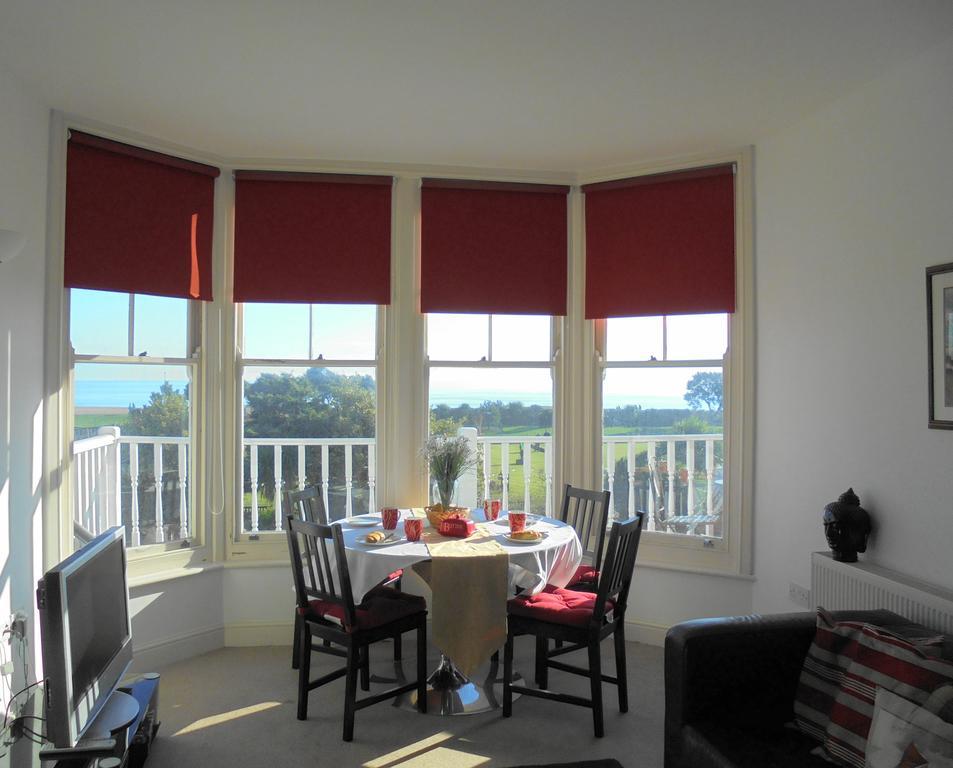 Seabreeze Apartment Eastbourne Eksteriør billede